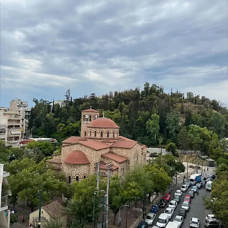 Ak Fine - Penthouse With Big Terrace And View - 2 Min From Metro Apartment