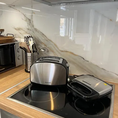 Ak Fine - Penthouse With Big Terrace And View - 2 Min From Metro * Athens