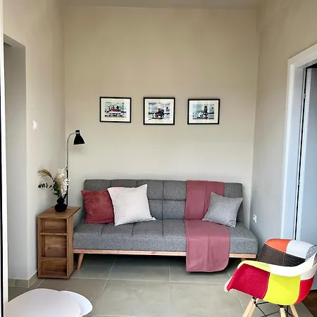 Apartment Ak Fine - Penthouse With Big Terrace And View - 2 Min From Metro Athens